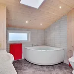 Ewa - 75m From The Sea By Interhome *