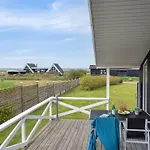 Ewa - 75m From The Sea By Interhome Semesterbostad *