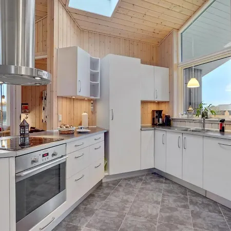 Ewa - 75m From The Sea In Sealand By Interhome *