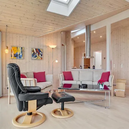 Ewa - 75m From The Sea In Sealand By Interhome *