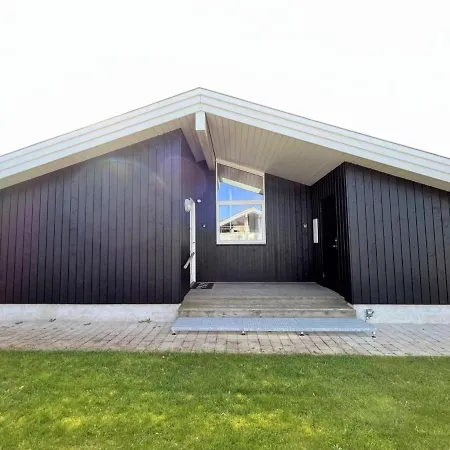 Ewa - 75m From The Sea In Sealand By Interhome Vakantiehuis Yderby