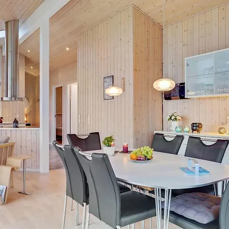 Ewa - 75m From The Sea By Interhome *